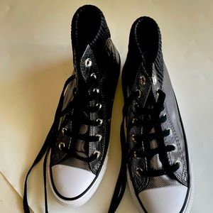 Silver High Top Converse 569409c  Size 7 NEVER WORN